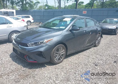 2024 Kia Forte Gt-Line z USA, uszkodzony, nr VIN 3KPF54AD2RE745874